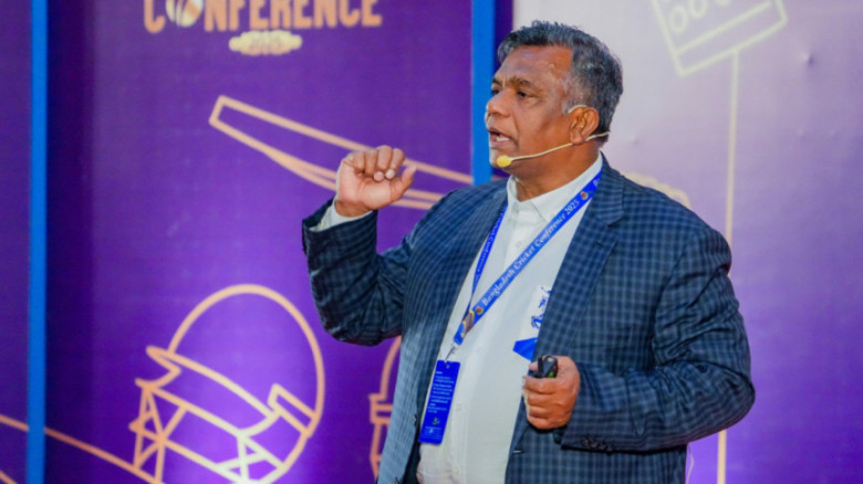 বিসিবি সভাপতির দেশে ফেরা নিয়ে যা জানা গেল