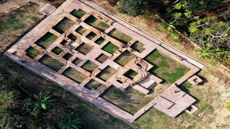 ১৮শ’ বছরের প্রাচীন ইতিহাস: তিন সভ্যতার নীরব সাক্ষী যশোরের ‘দমদম পীরস্থান ঢিবি'