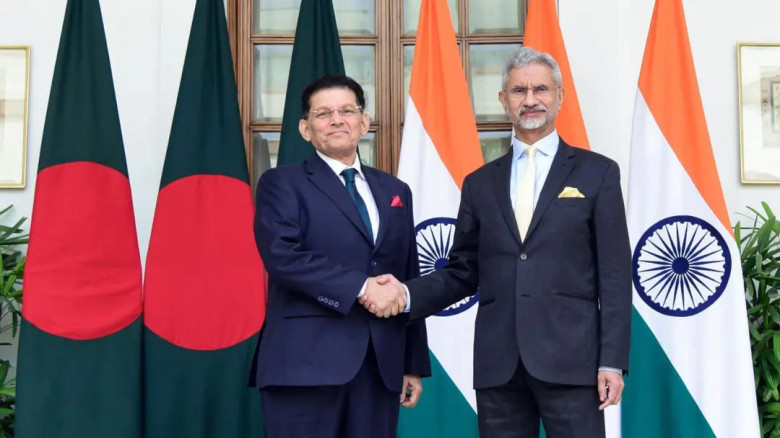 শেখ হাসিনা ও হা‌দির আসামিদের ফেরত চাইল বাংলাদেশ